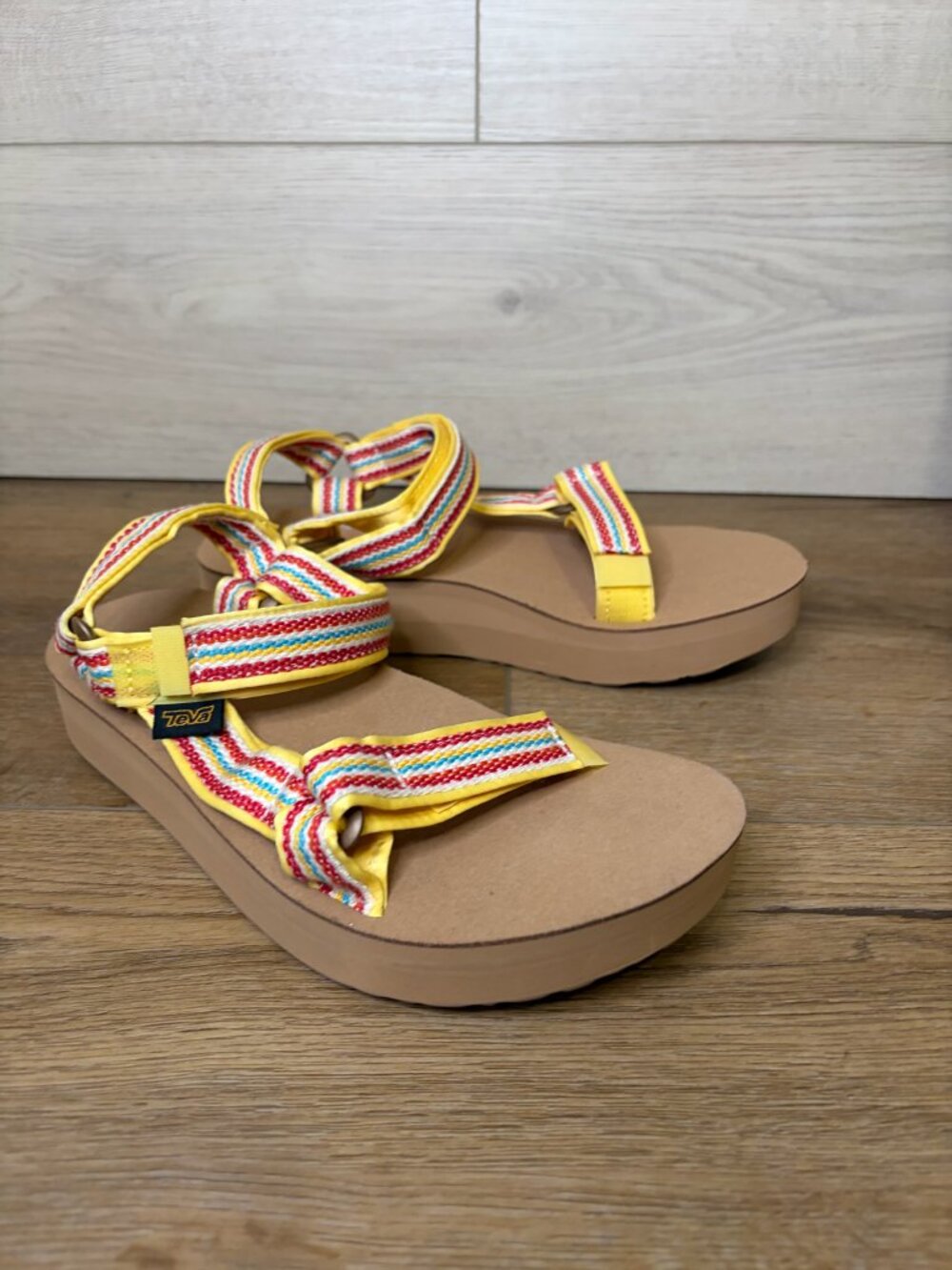 Teva Midform‎ Universal Woven Womens Walking Sandals Yellow Size 7